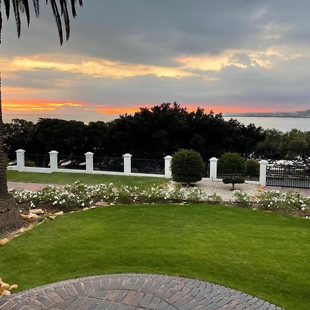 Manor On The Bay Hotel Gordons Bay Exterior photo