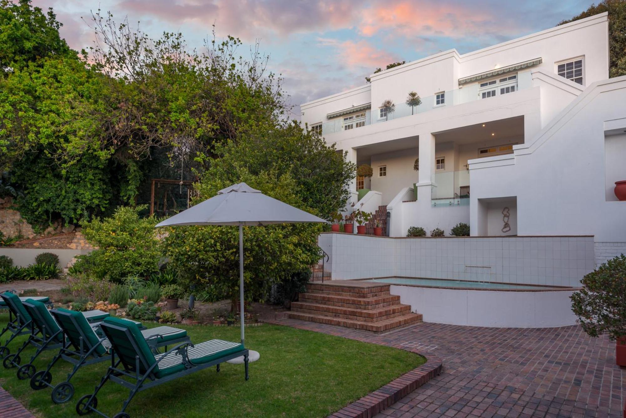 Manor On The Bay Hotel Gordons Bay Exterior photo